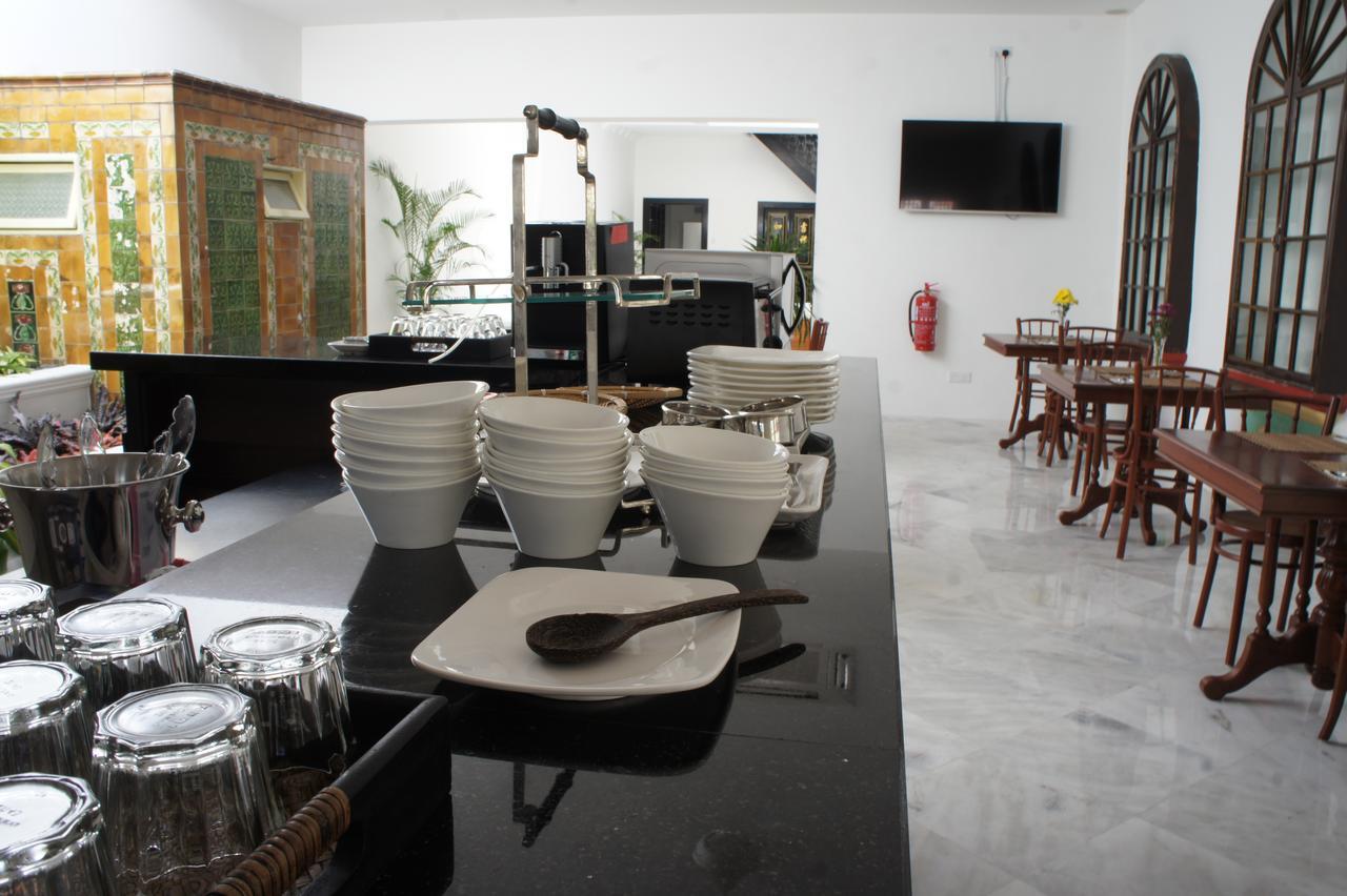Heeren Palm Hotel 4*